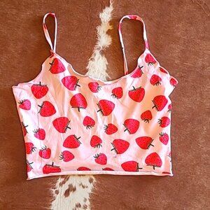 ⭐ $5 ⭐ SHEIN Strawberry Print Stretchy Cami